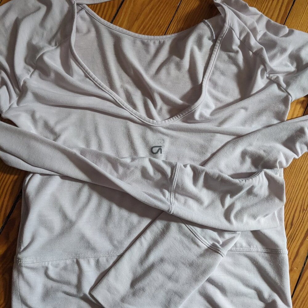 Set of active clothes (Gap, Forever21, etc).